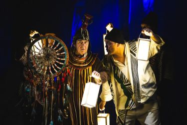 liska s duhovymi ocami