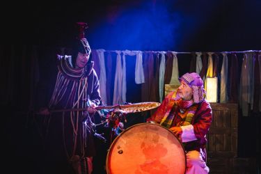 liska s duhovymi ocami