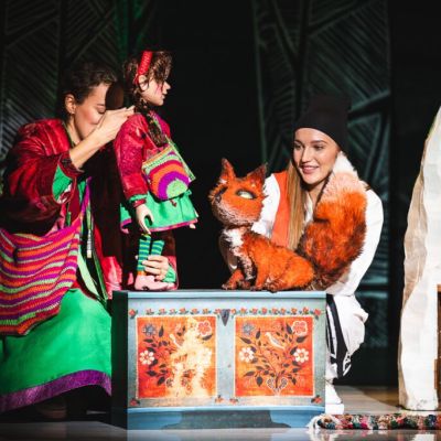 liska s duhovymi ocami