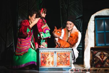 liska s duhovymi ocami