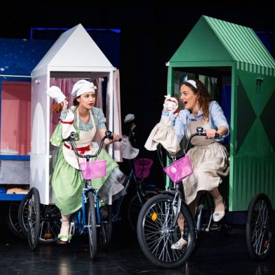 o dvanastich mesiacikoch