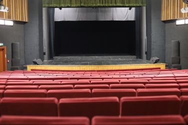 prenajom stare divadlo nitra