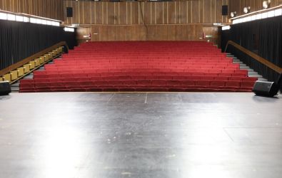 prenajom stare divadlo nitra