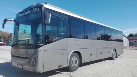 prenajom stare divadlo nitra