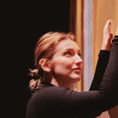 ruky velkosti orecha