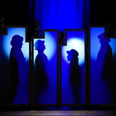 velka tovaren na slova